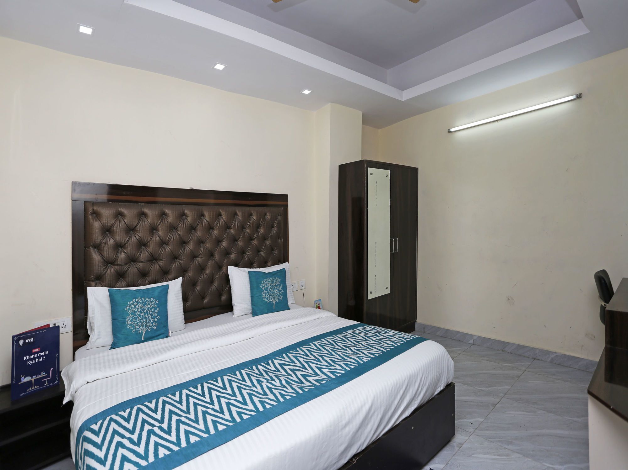 Hotel O Crosswinds Residency Indirapuram Екстериор снимка