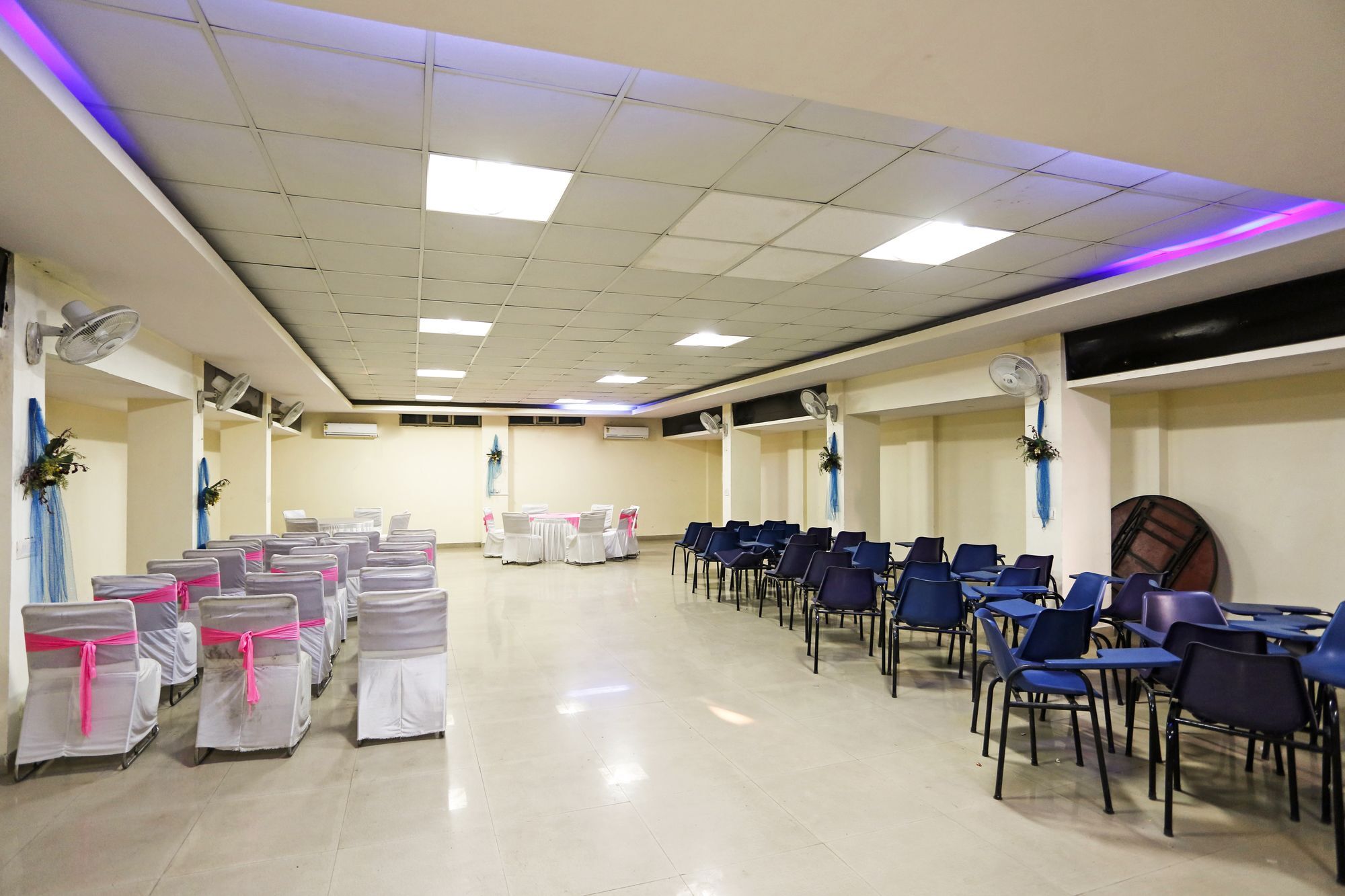 Hotel O Crosswinds Residency Indirapuram Екстериор снимка