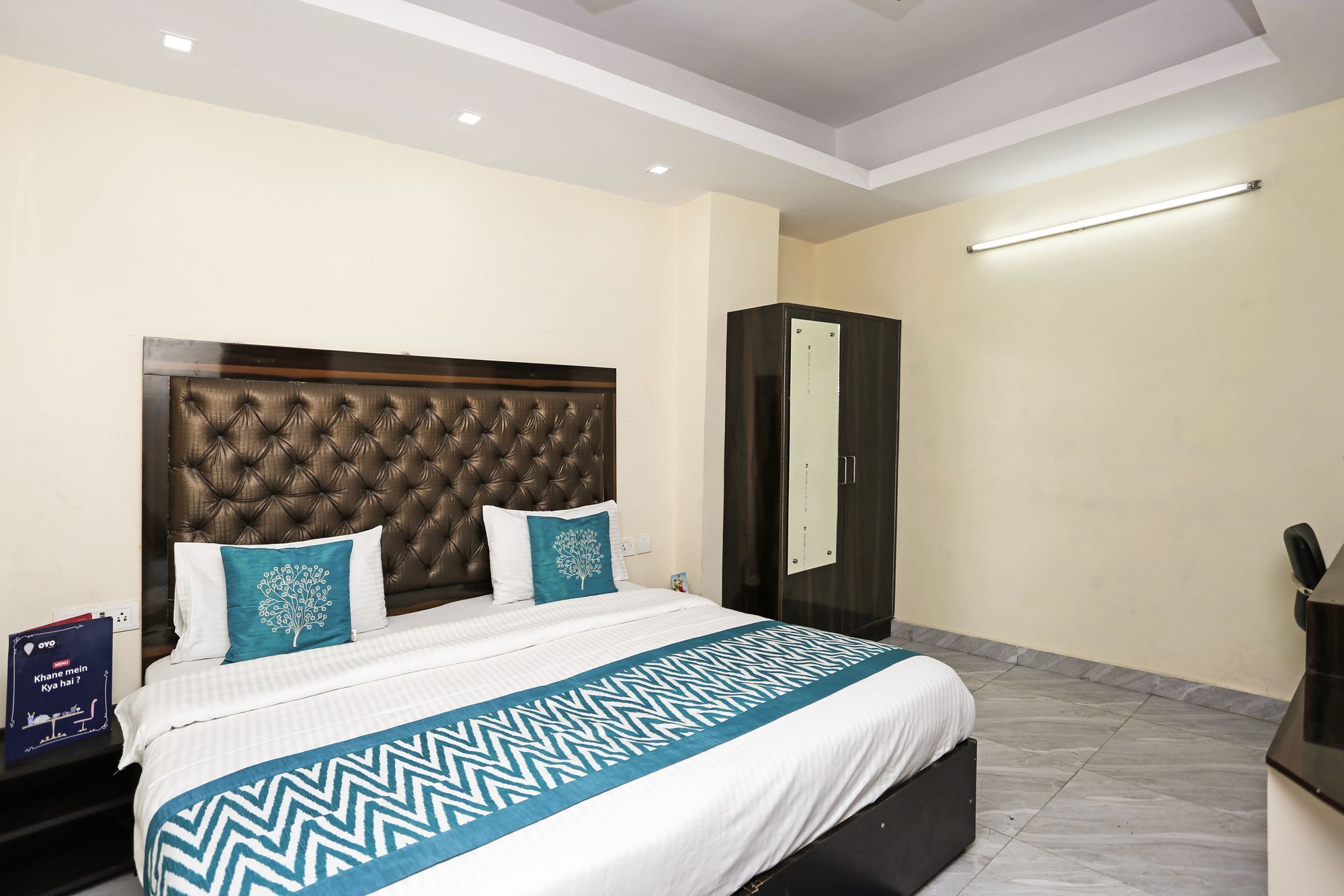 Hotel O Crosswinds Residency Indirapuram Екстериор снимка