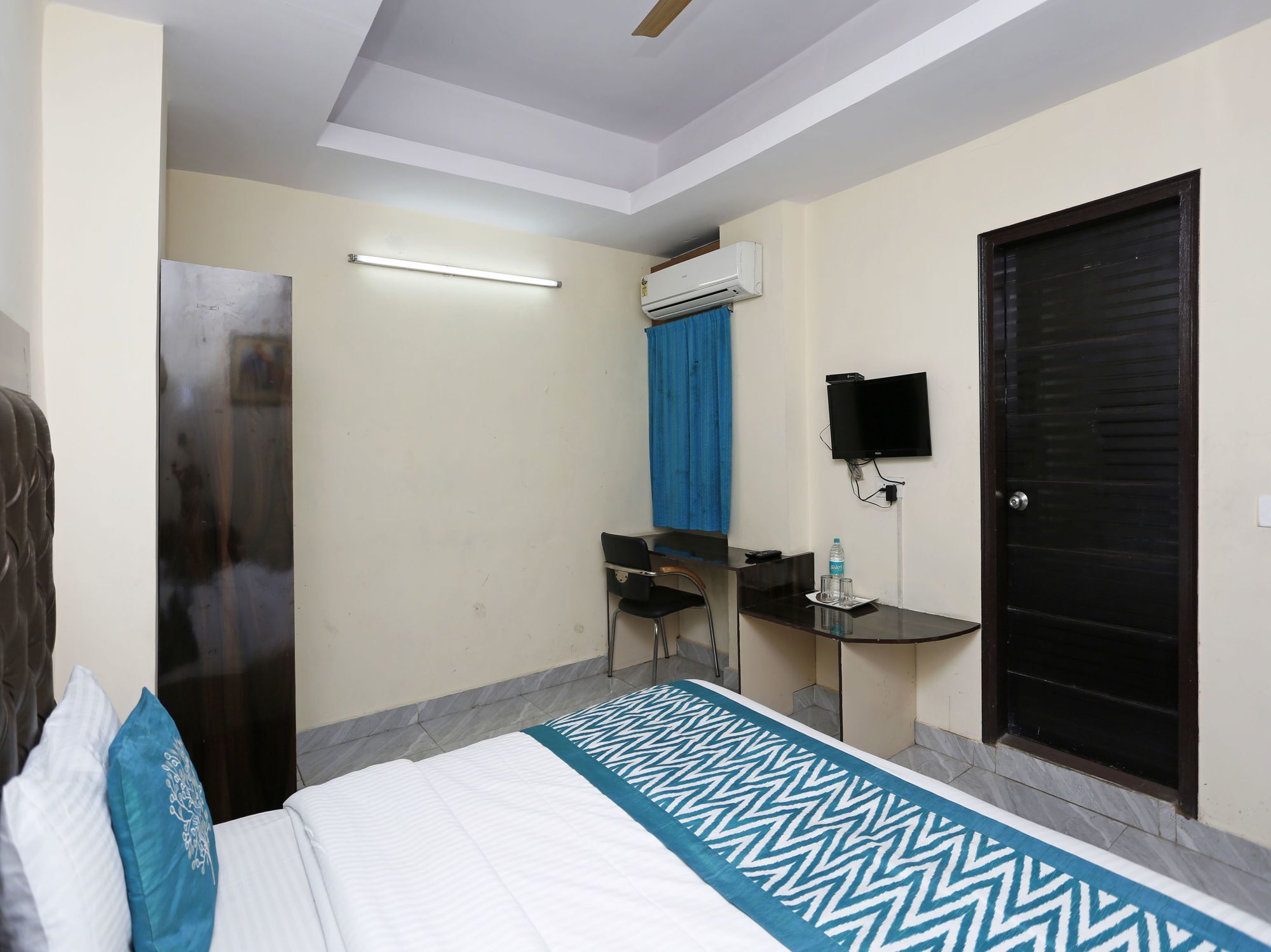 Hotel O Crosswinds Residency Indirapuram Екстериор снимка